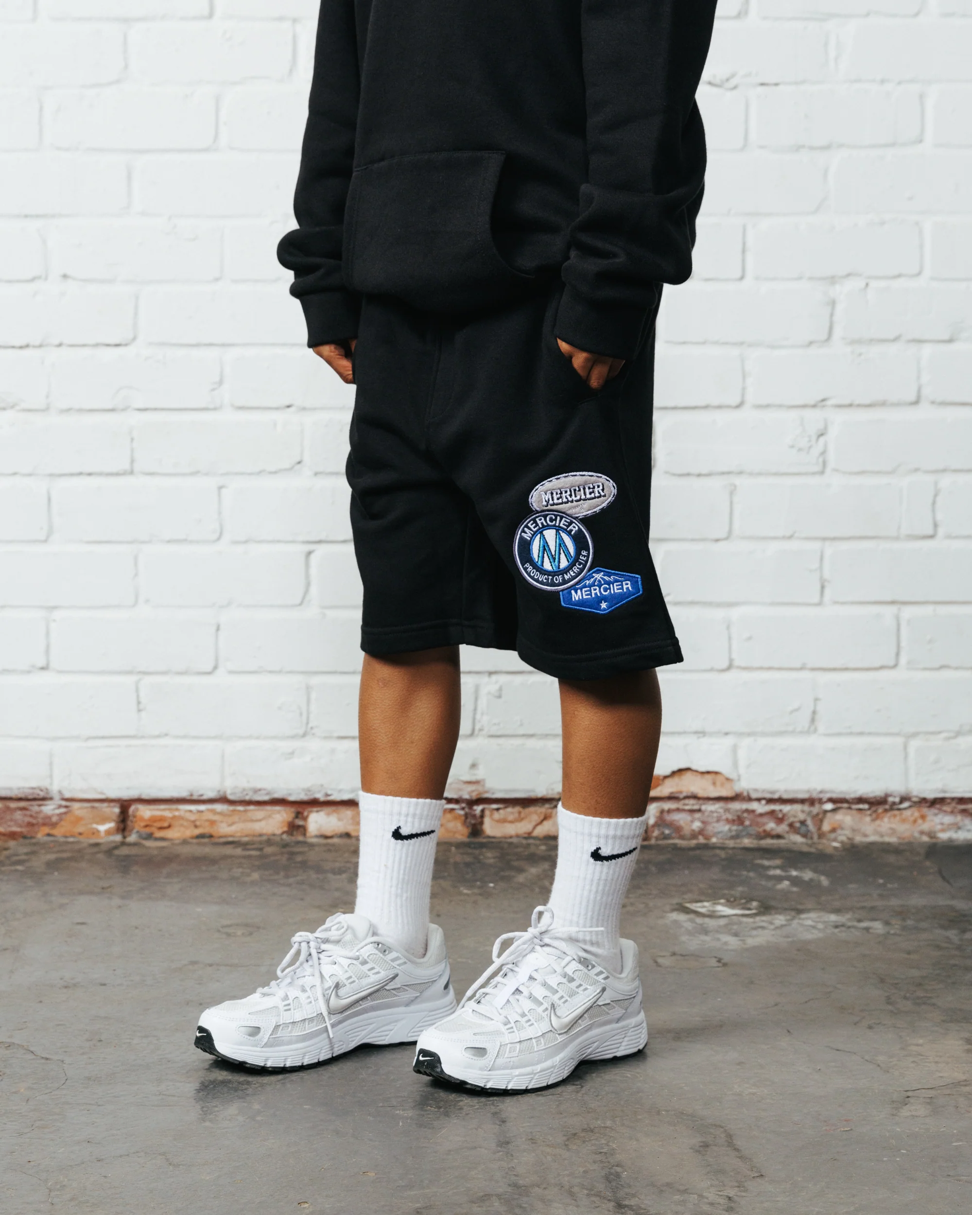 Junior OG Badge Shorts Black - Image 4